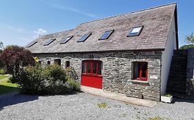 Wellstone Cottages - Honey Coach House